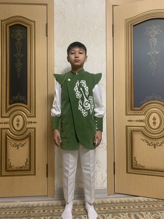 Продам национальный костюм