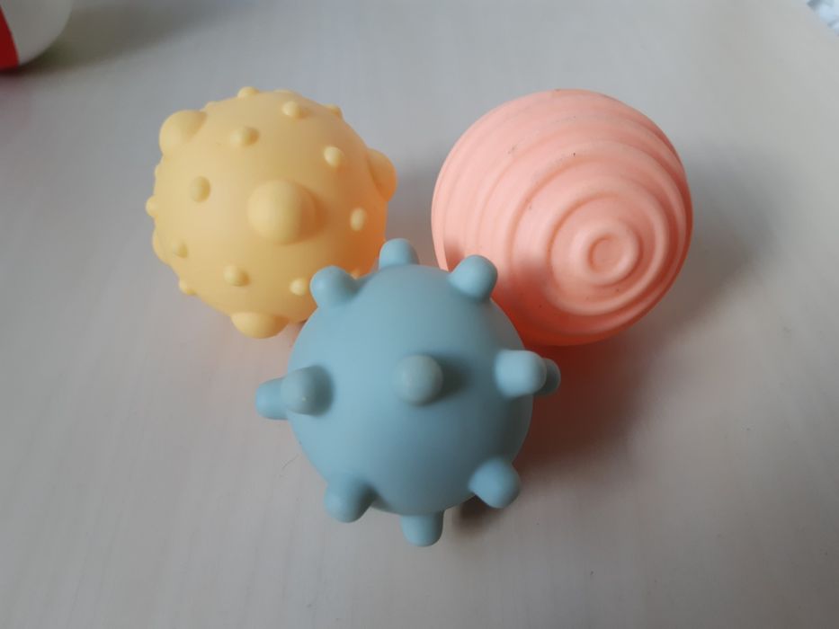 Лот бебешки играчки