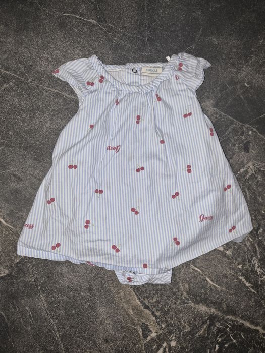 Лот лятни маркови дрешки за момиче 1- 3-6  месеца  Boss , Guess