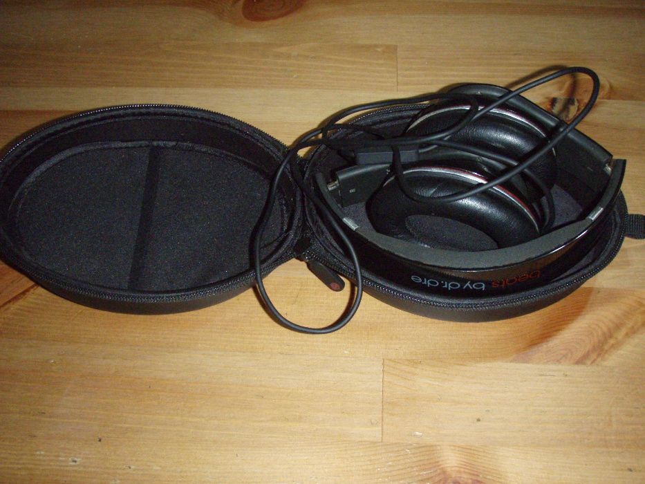 Casti cu fir Beats Studio 1 + husa de transport