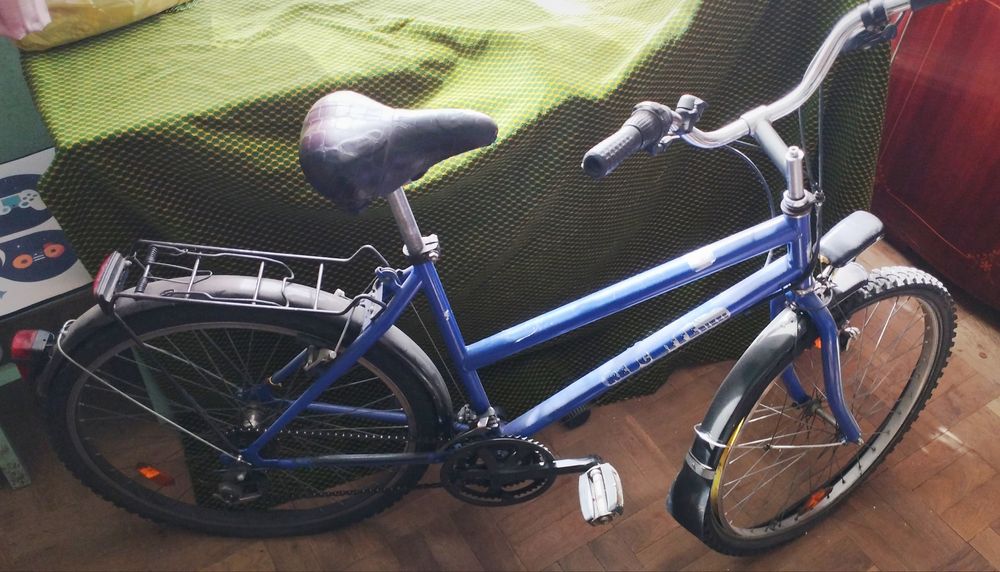 Vând bicicletă preț negociabil
