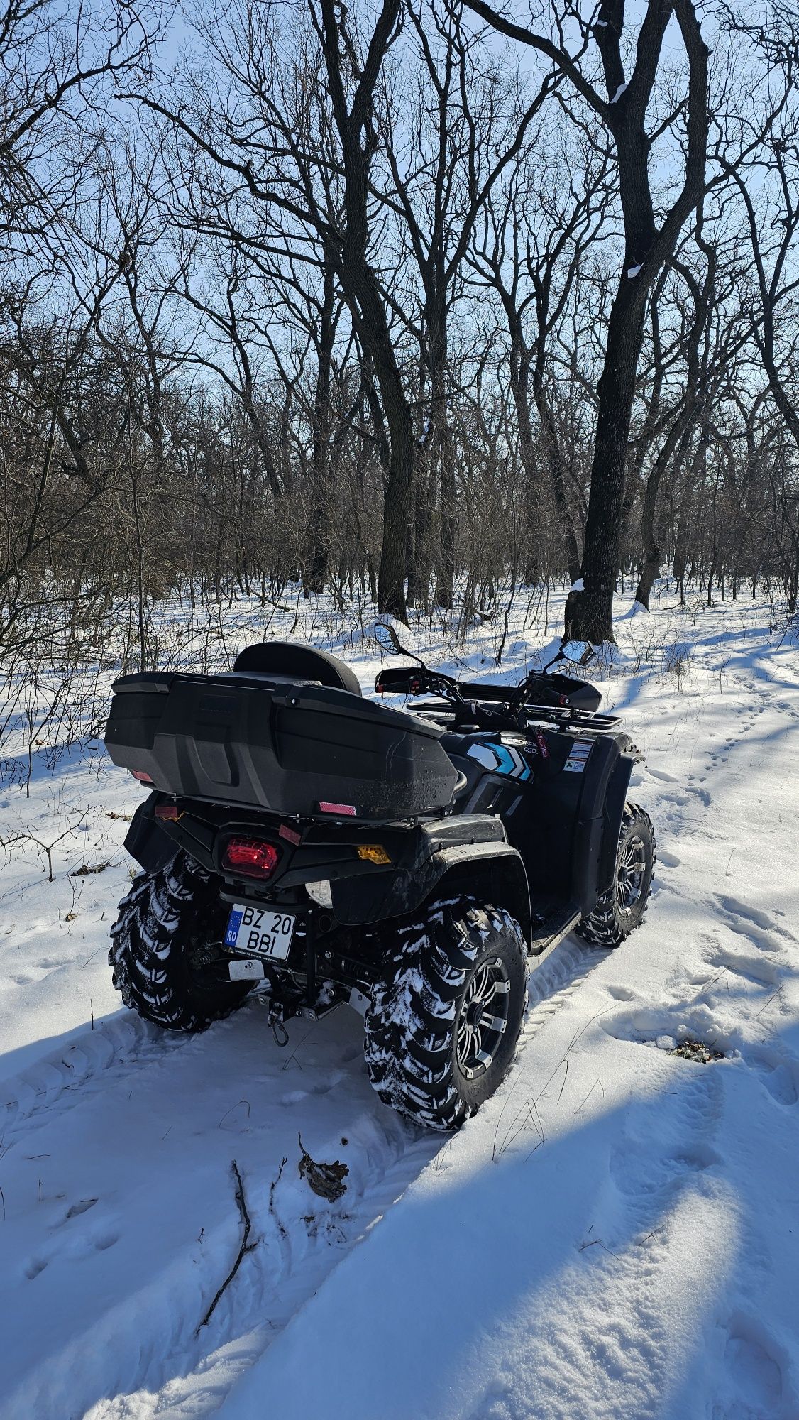 Vînd  CF moto 450 L
