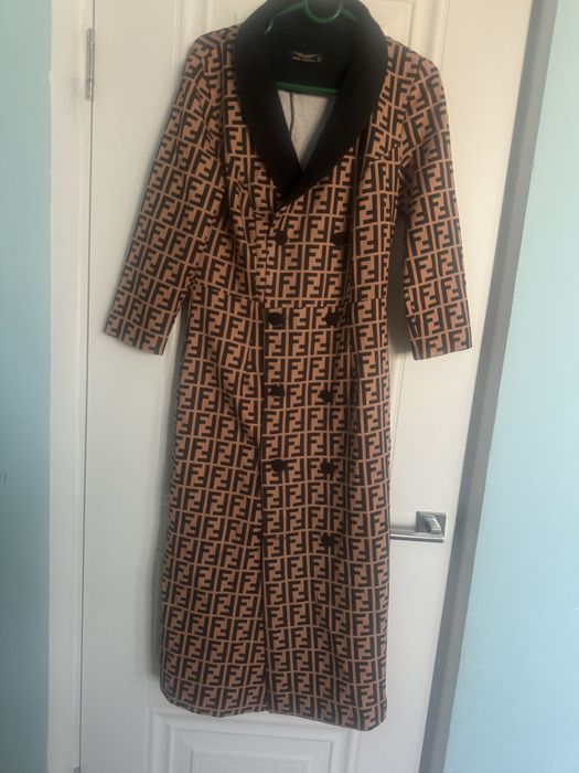 Платье 46р 5000тг