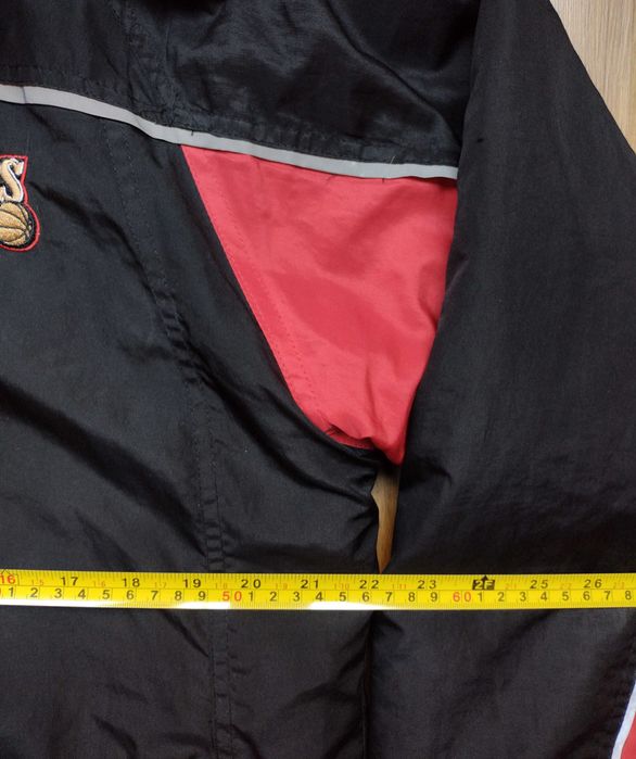 NBA / Philadelphia 76ers - зимно яке с качулка