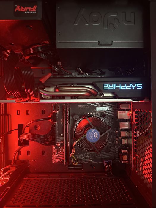 Vand pc i5 10500 rx580 sapphire