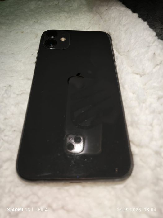Айфон 11 128гб..