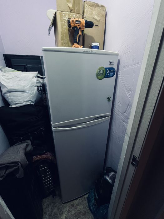 Продам холодильник