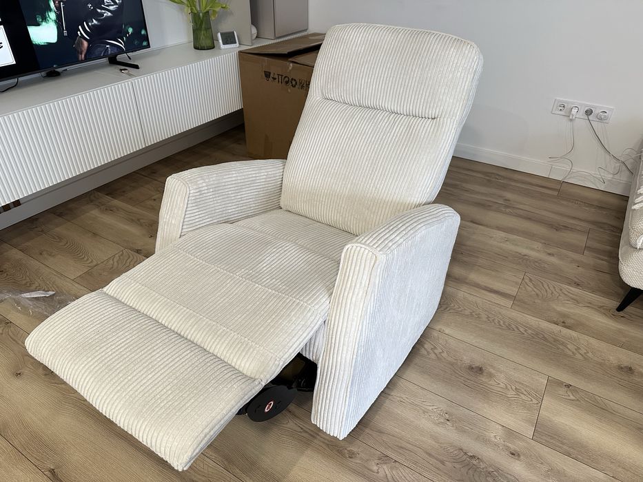 Fotoliu Melinda Moemax