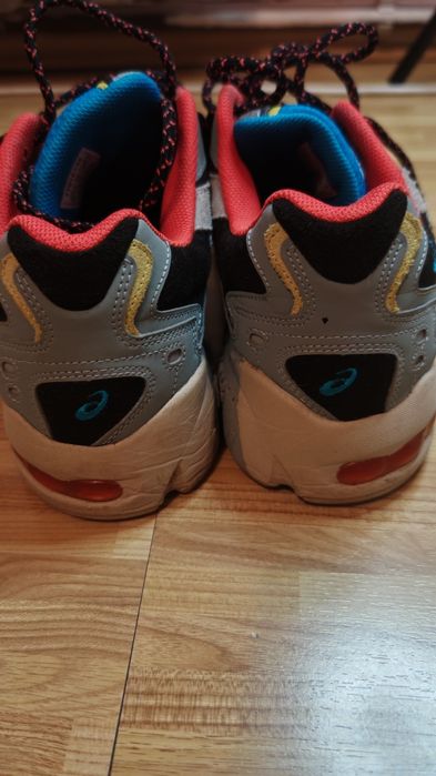 Asics adidași multicolori