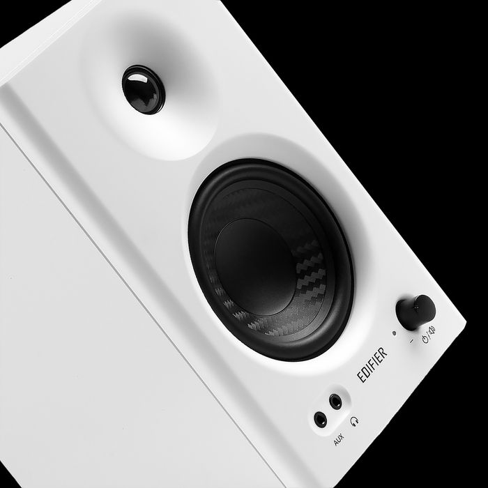 Шикарные новые Edifier MR4