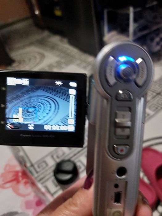 Vând camera HD  -dv 1080p aiptek