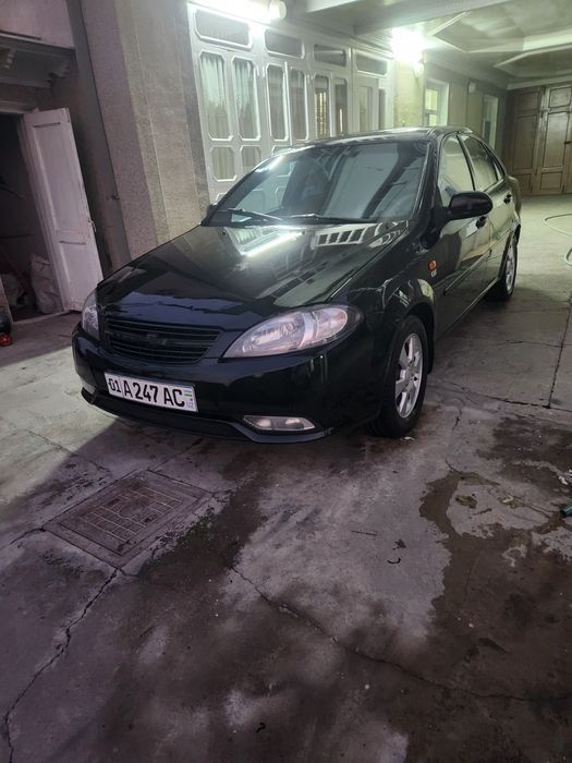 Lasetti 2009 jentra qilingan