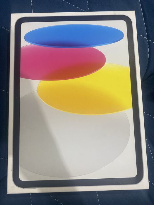 Ipad (10th generation) WI-FI запечатоный не открытый