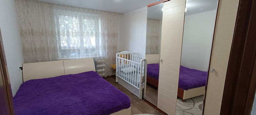 Продам спальный гарнитур