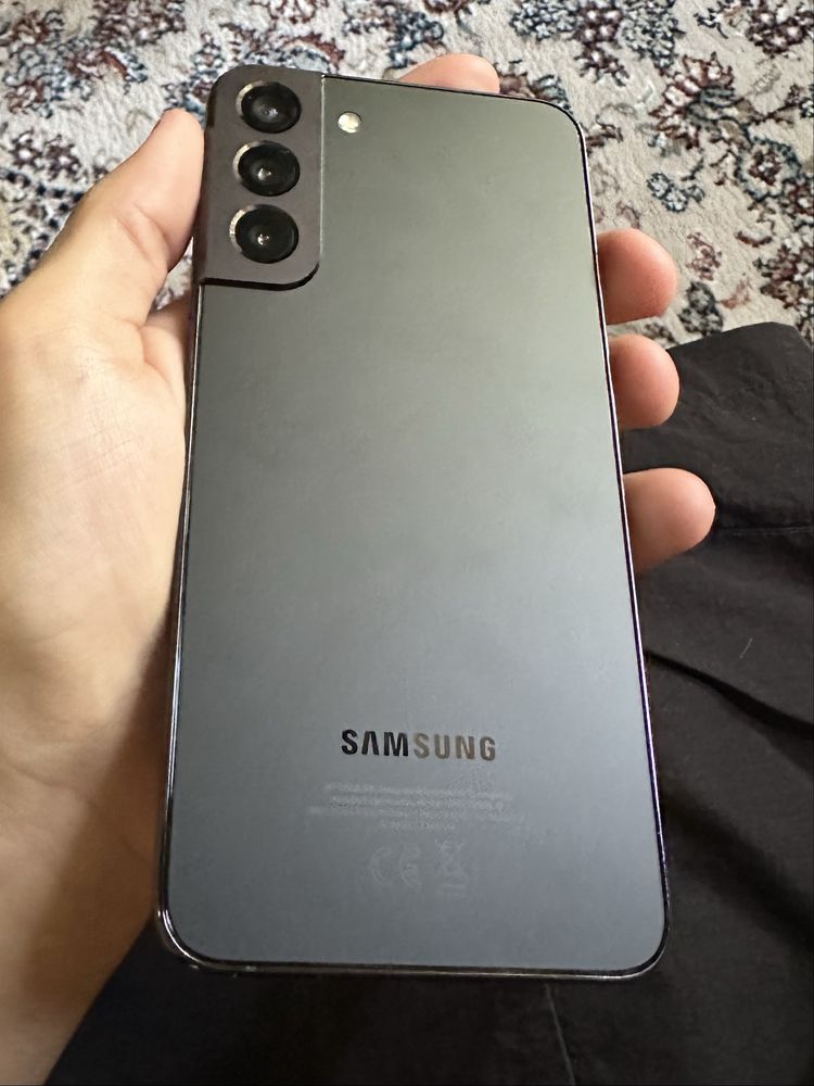 samsung galaxy s22+, почти не использован