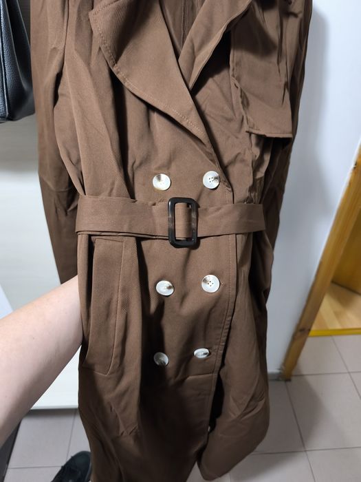 Шлифер в цвят шоколадово кафяво