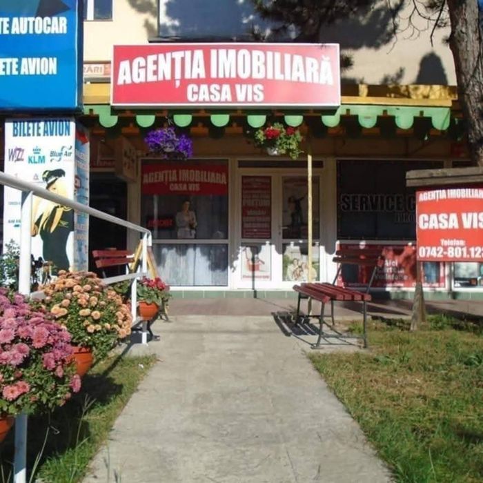 Garsoniera confort 1 in Onesti, zona centrala, et 2.