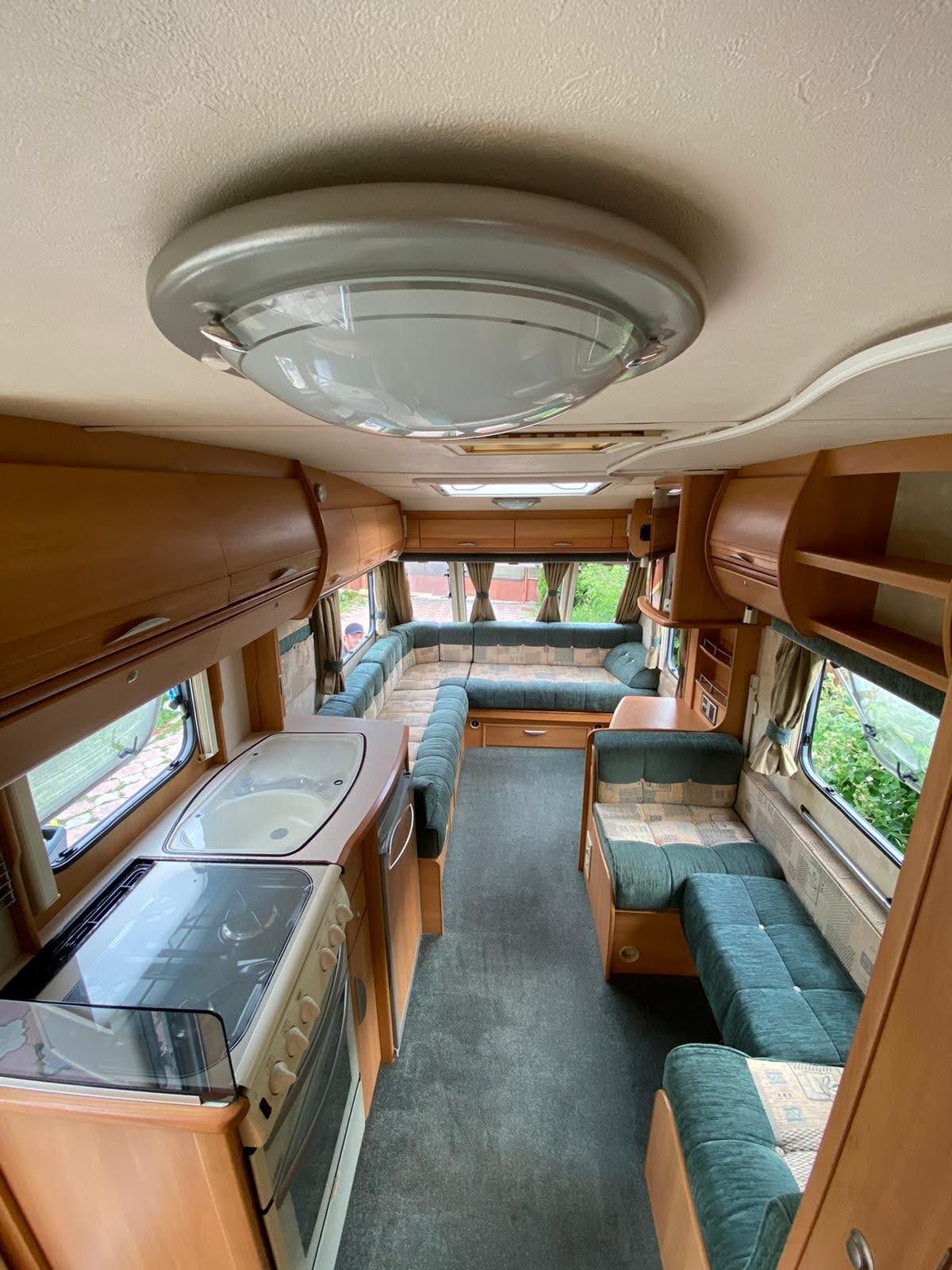 Vând rulota Swift Challenger 520 Special Edition