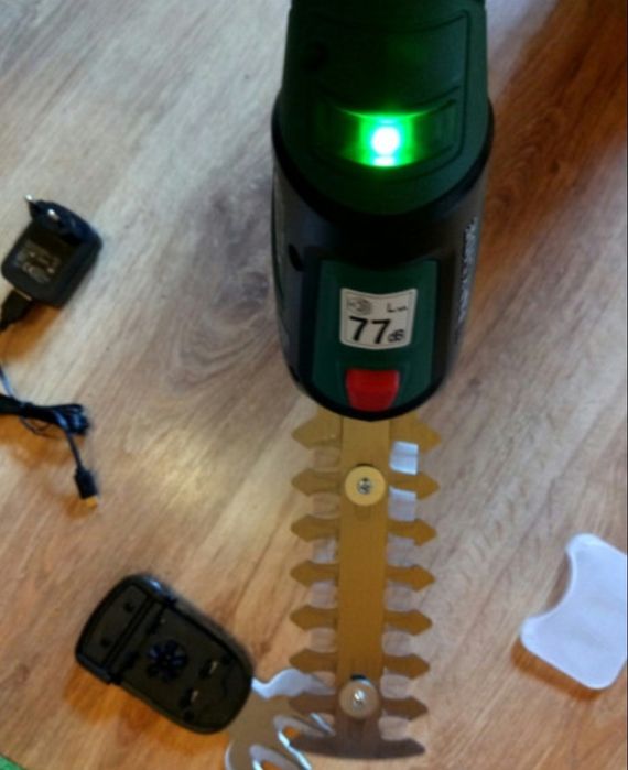 Foarfeca electrica Parkside pentru iarba și gard viu,acumulator 4v,Nou