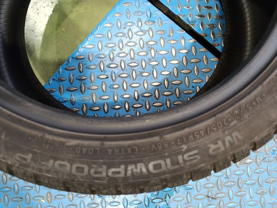 Зимни гуми Nokian 205/45/17