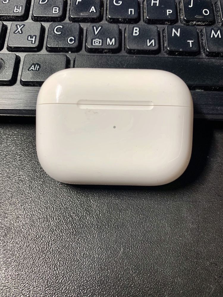 Apple airpods pro 2 кейс оригинал