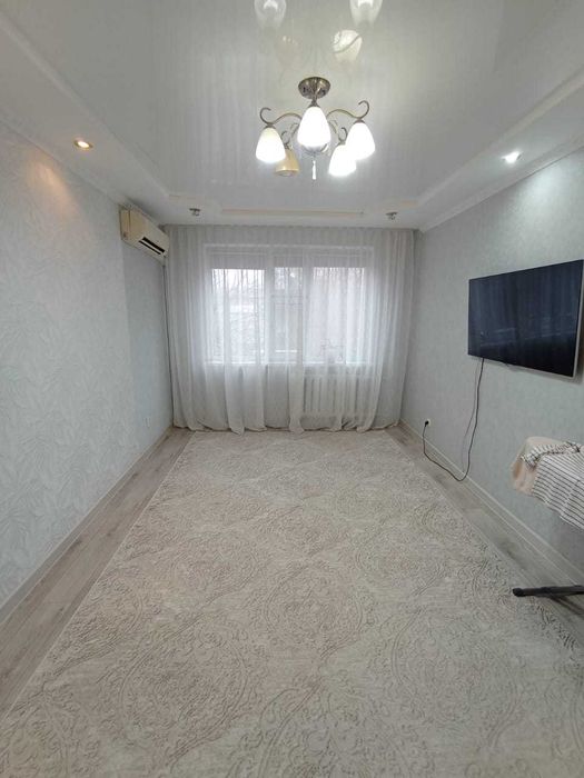 Продам 3 комн. квартиру в Уральске