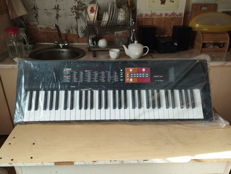 Синтезатор и гитара