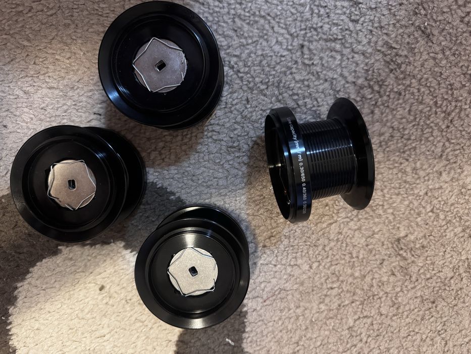 Se vand cele 4 mulinete