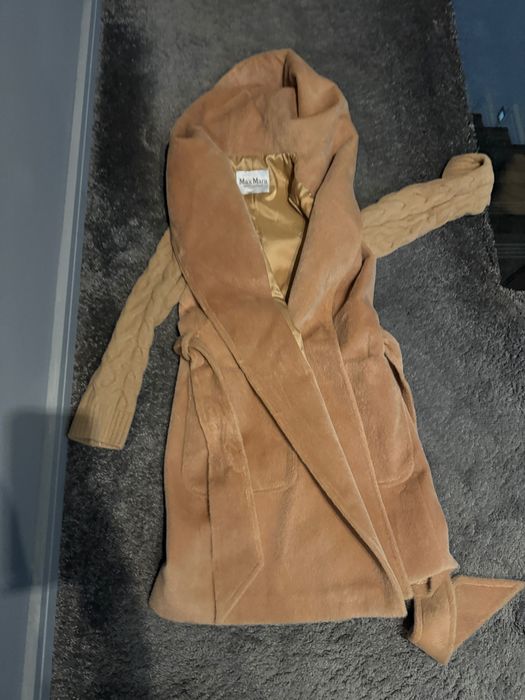 Бежово Палто Max Mara