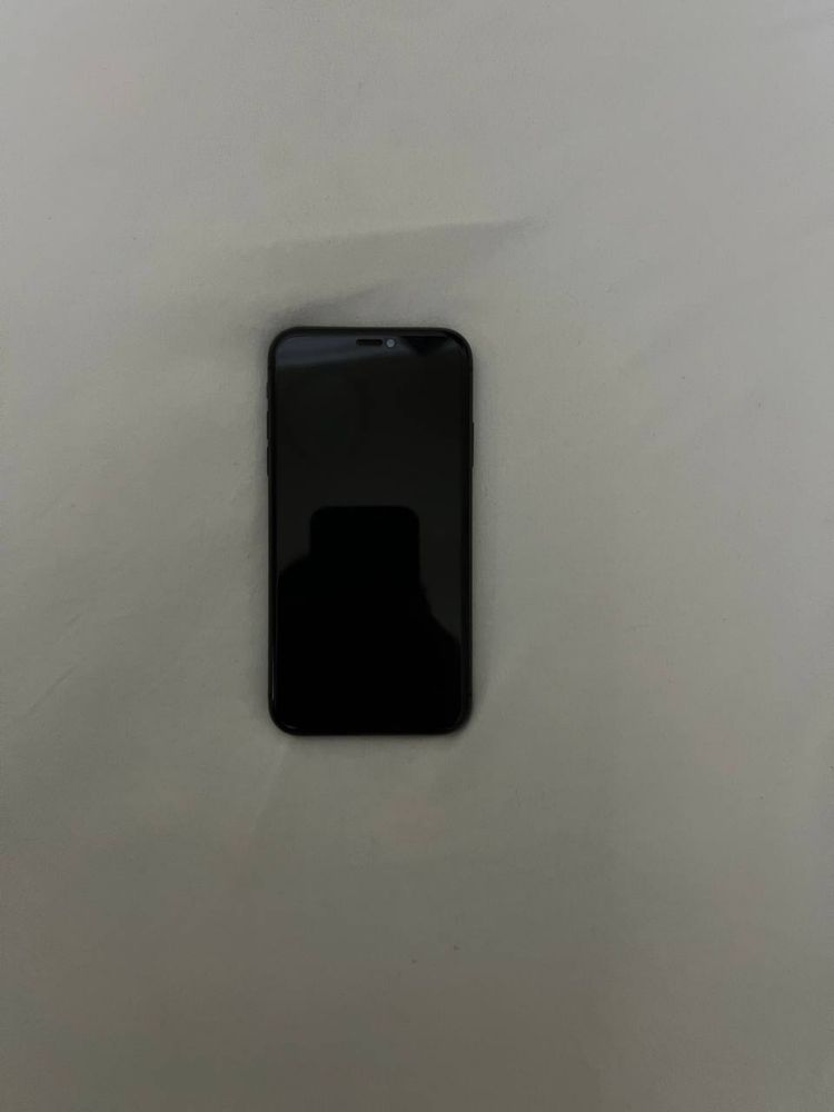Iphone 11  Ideal usta ko’rmagan
