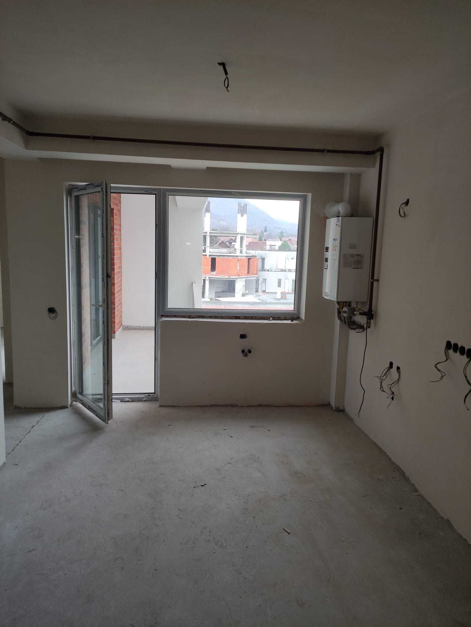 Apartament strada P.Dulfu cu 2 Camere