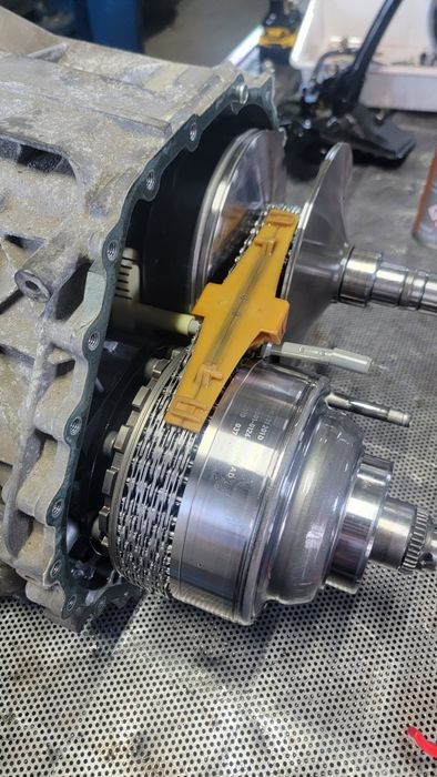 Reparații cutii viteze automate/manuale