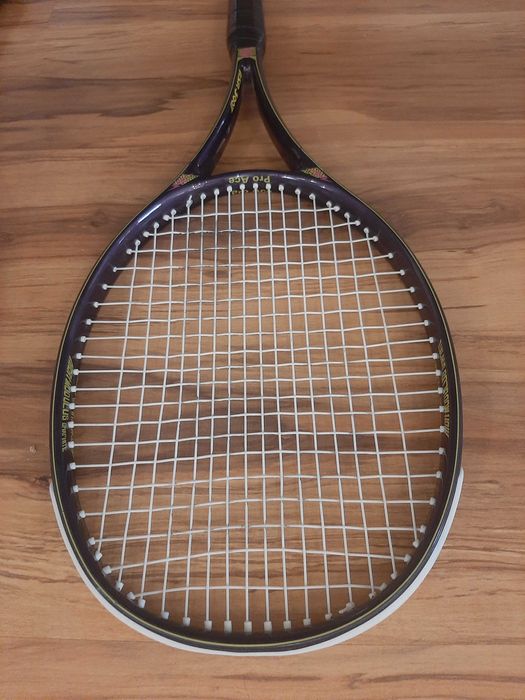 Set 2 rachete tenis de camp, una marca Head si una Pro Ace-5lei transp