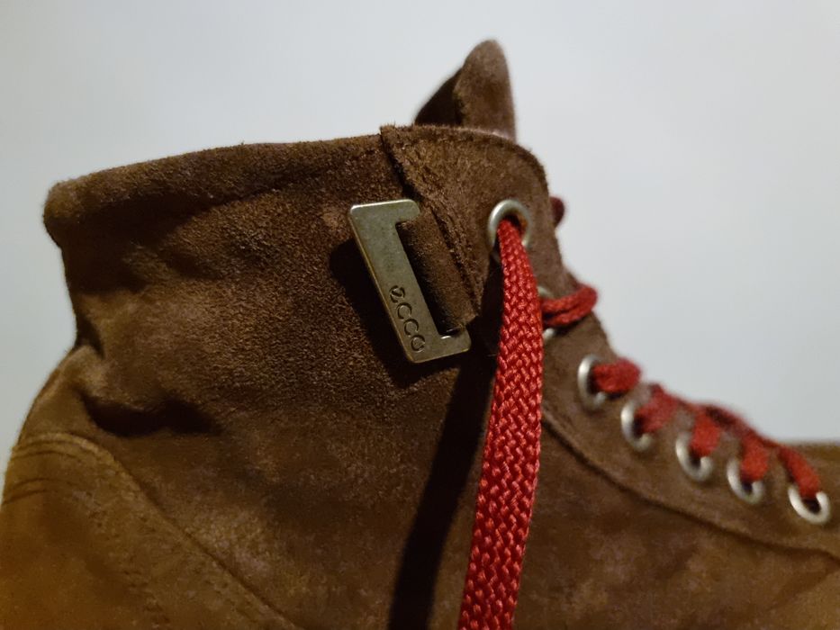 Vând Teniși ECCO, nr.41 (27cm interior), piele naturală