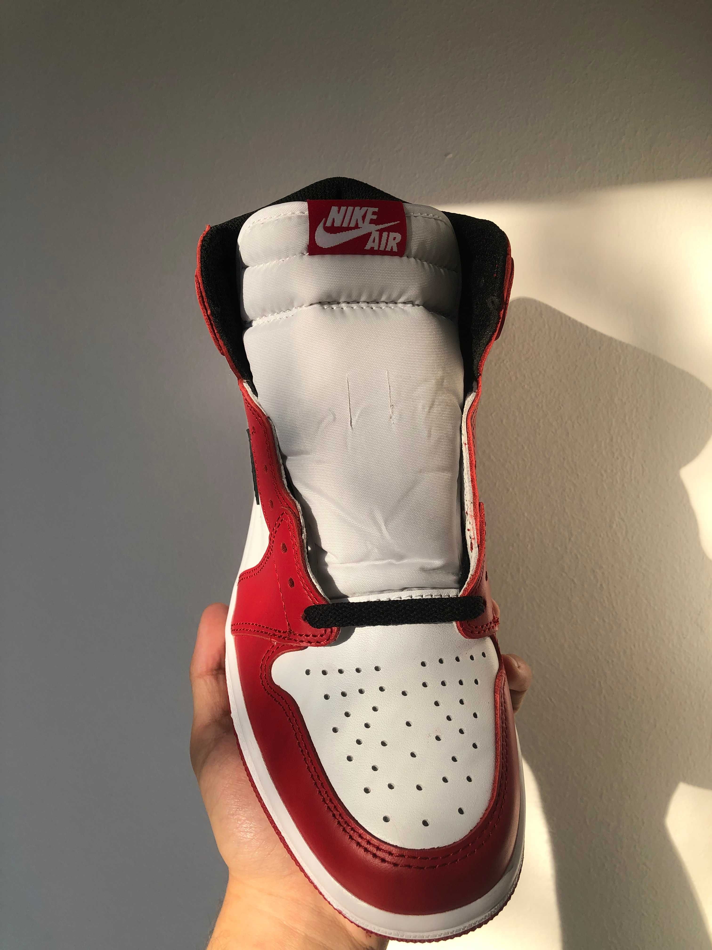 Nike AIR JORDAN 1 High OG Retro Chicago