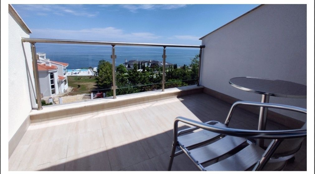 Продава се Двустаен апартамент в Черноморец - 56 кв.м за 1429 €/кв.м - Снимка #2