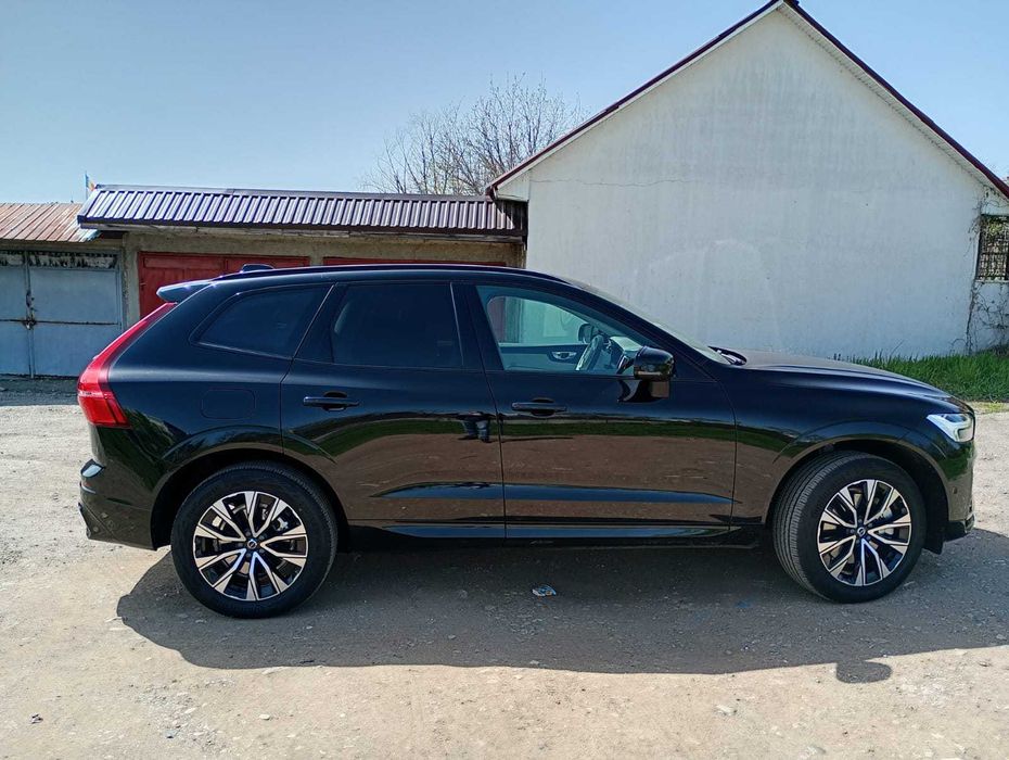 XC60 B4 (Diesel) AT8 AWD Plus Dark 2024