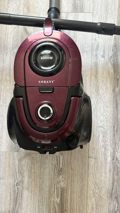 Продам   пылесос      бордовый 1