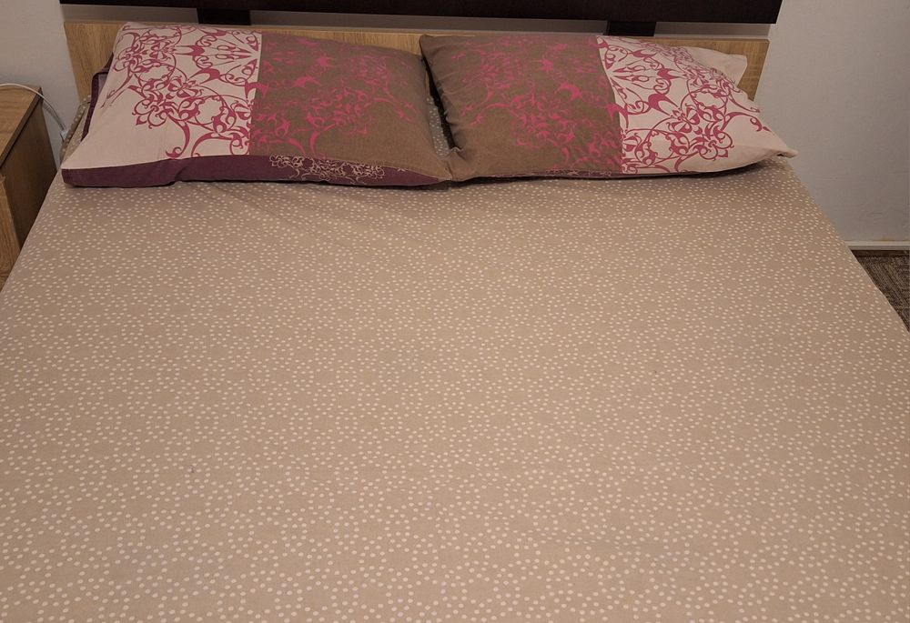 Set de pat din 4 piese cu 2 fete