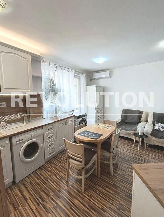 Дава се под наем Тристаен апартамент в Варна, Трошево - 82 кв.м за 500 € - Снимка #1