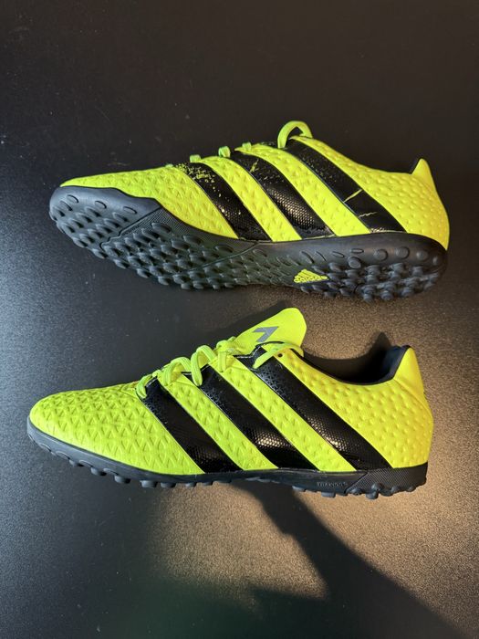 Футболни обувки Adidas ACE 16.4 TF 42