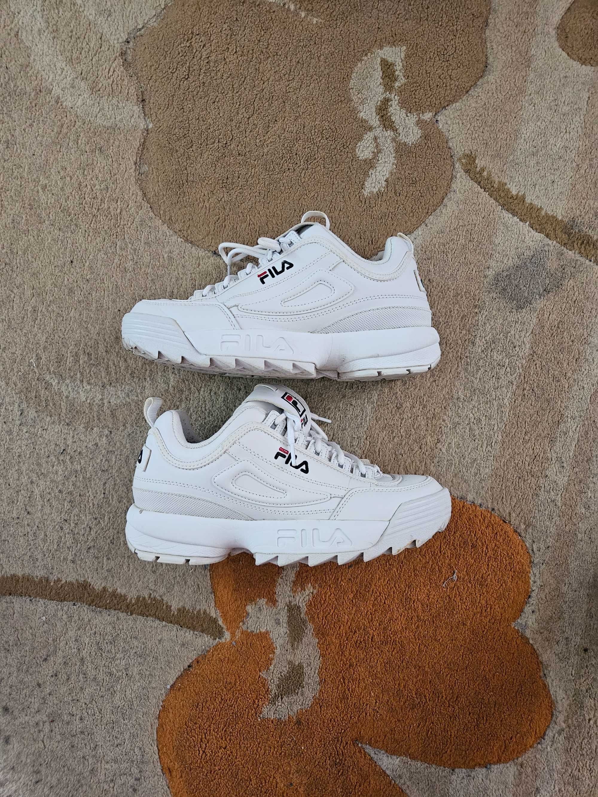 Дамски маратонки Fila номер 40