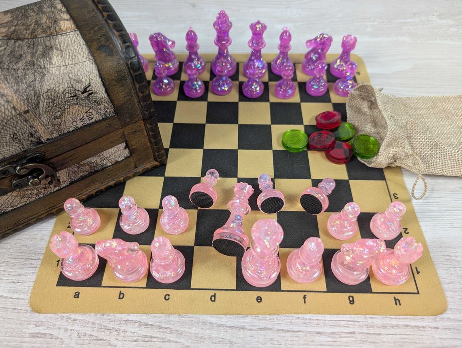 Set Piese de Șah Și Dame GLITTER HOLOGRAFIC ROZ/MOV(Idei pentru cadou)