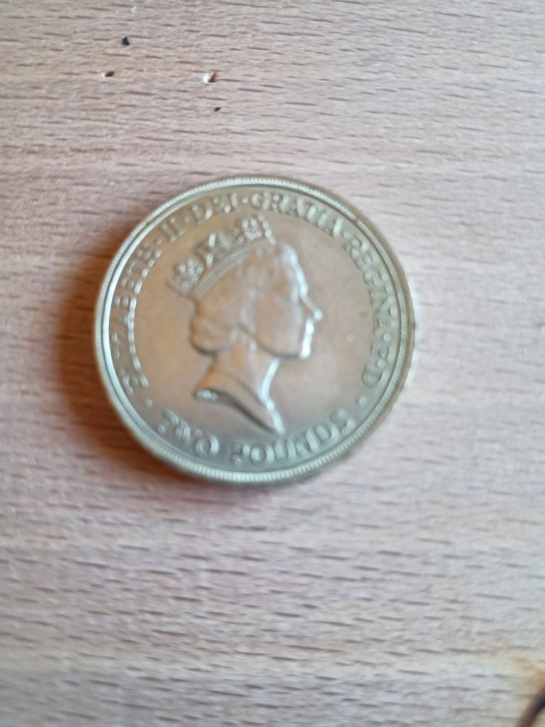 Английски монети със лика на кралицата