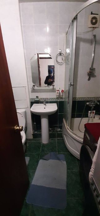 Срочно!Квартира на Шота Руставели 3/5/5 общ пл 70м с обстановкой