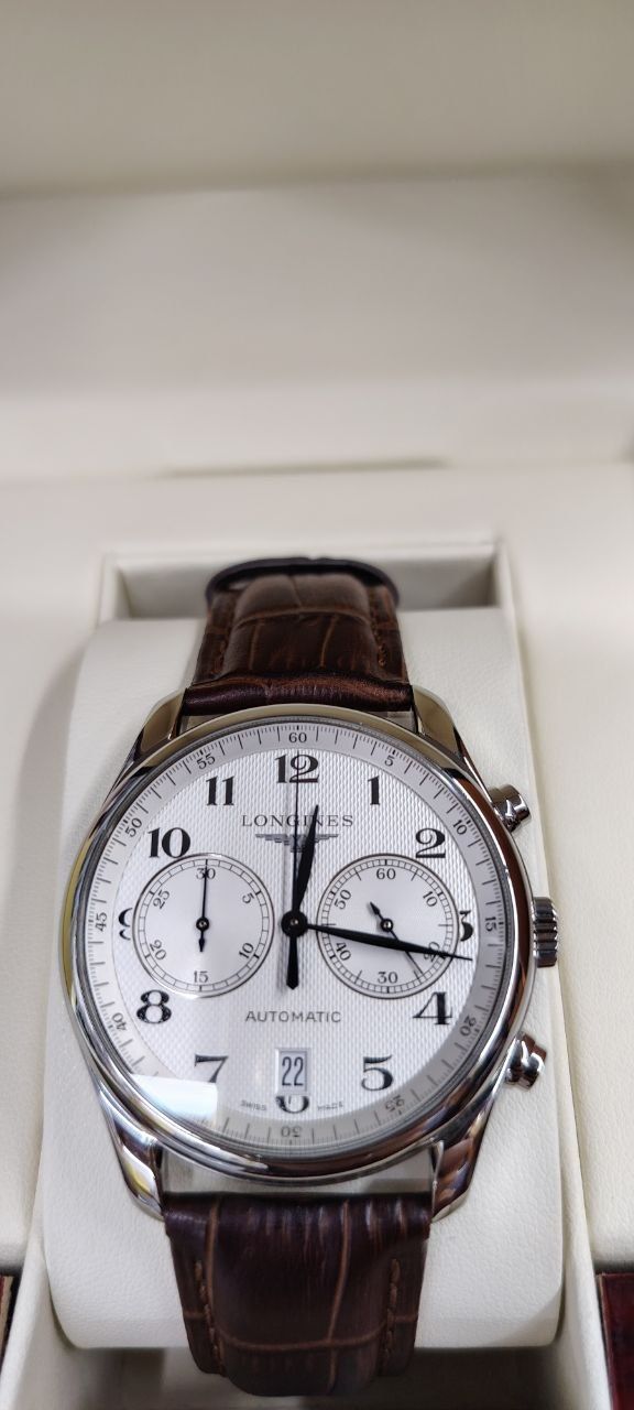 Швейцарские часы LONGINES хронограф оригинал