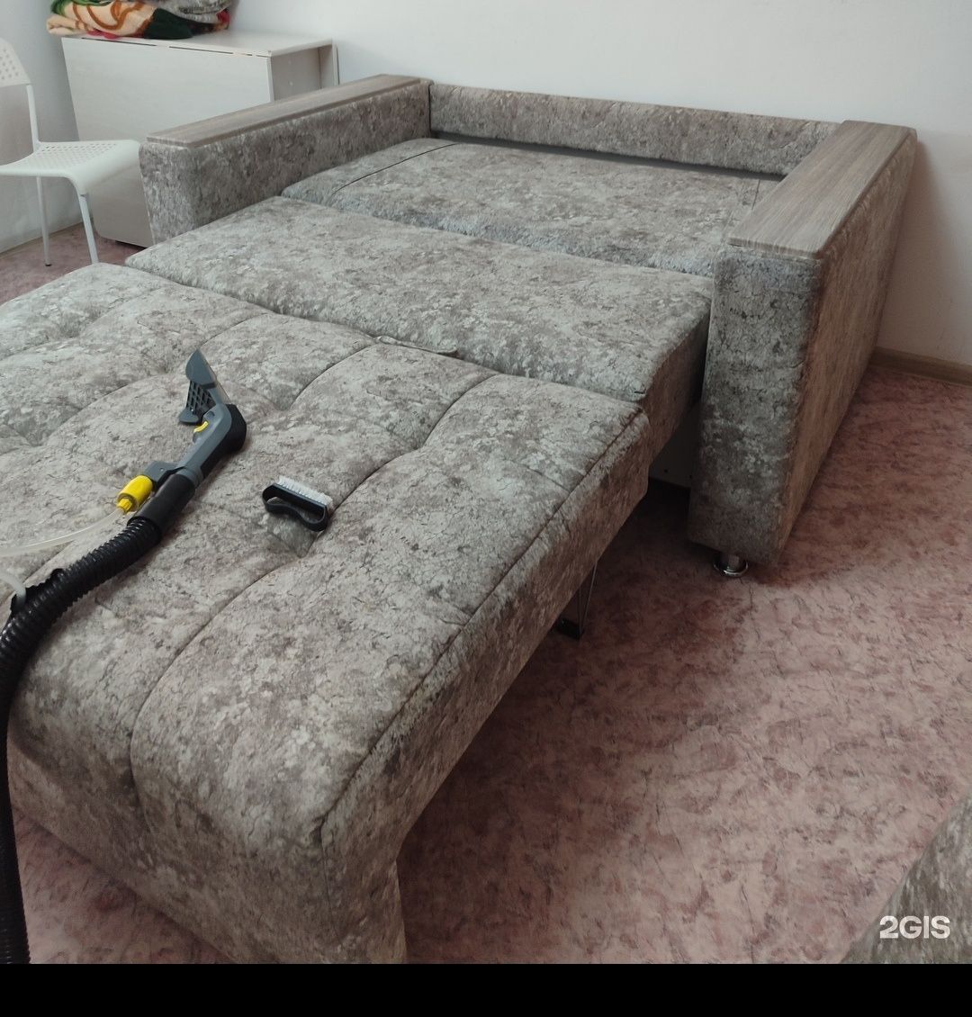 Продам диван в хорошем состоянии