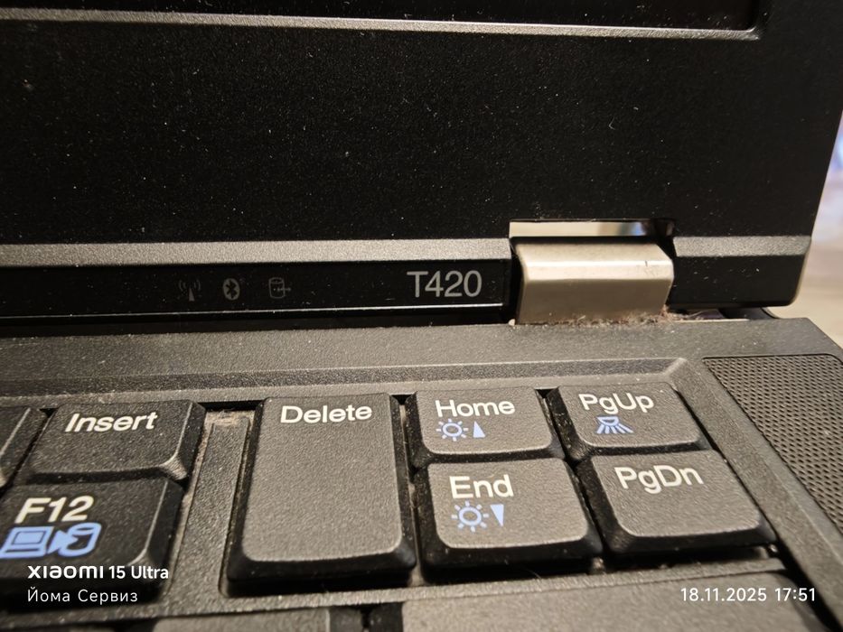 Продавам лаптоп lenovo Think Pad 420