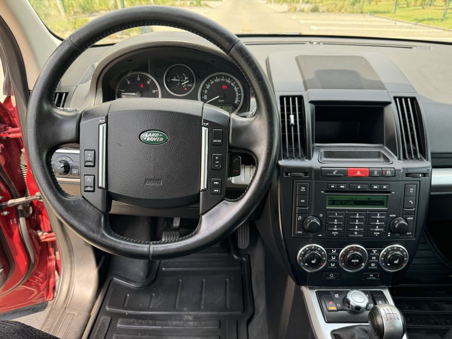 Land Rover Freelander 2.2TD4 S 4X4 / 2011 /GARANTIE 12 LUNI  - RATE