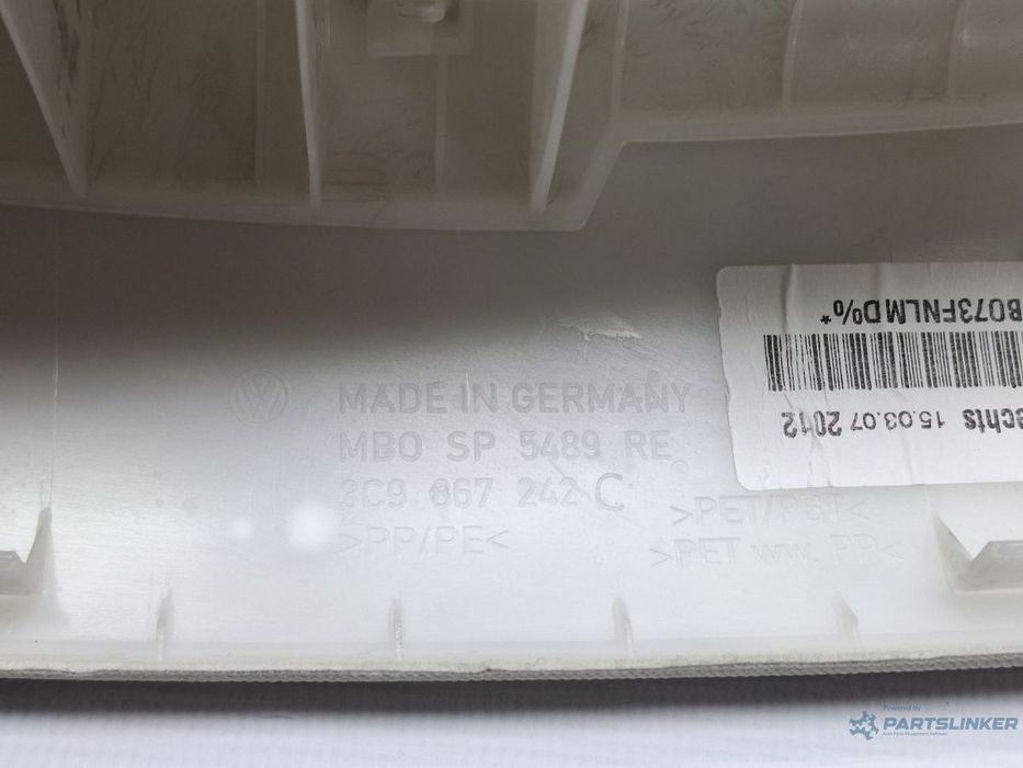 Ornament stalp porbagaj dreapta VOLKSWAGEN PASSAT Variant 3C5 2005 - 2011 TDI BMP